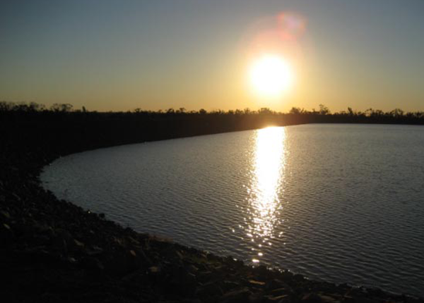 Burdekin to Moranbah Pipeline Project - Dam Wall Construction