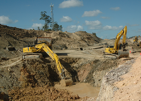 Dewatering of old quarry - Load out soil waste & transport to landfill area